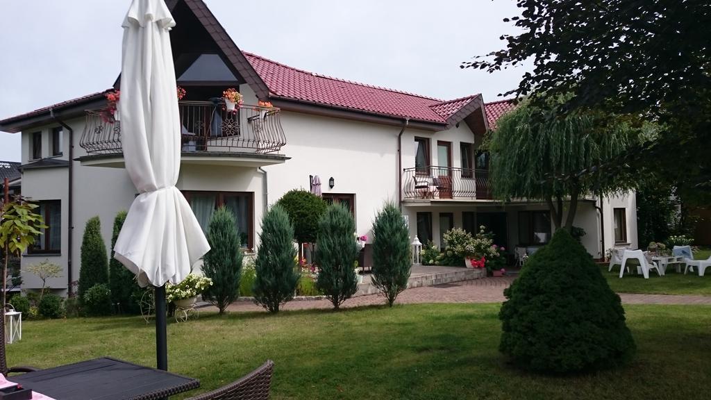 Villa Czarli Miedzyzdroje Exterior foto